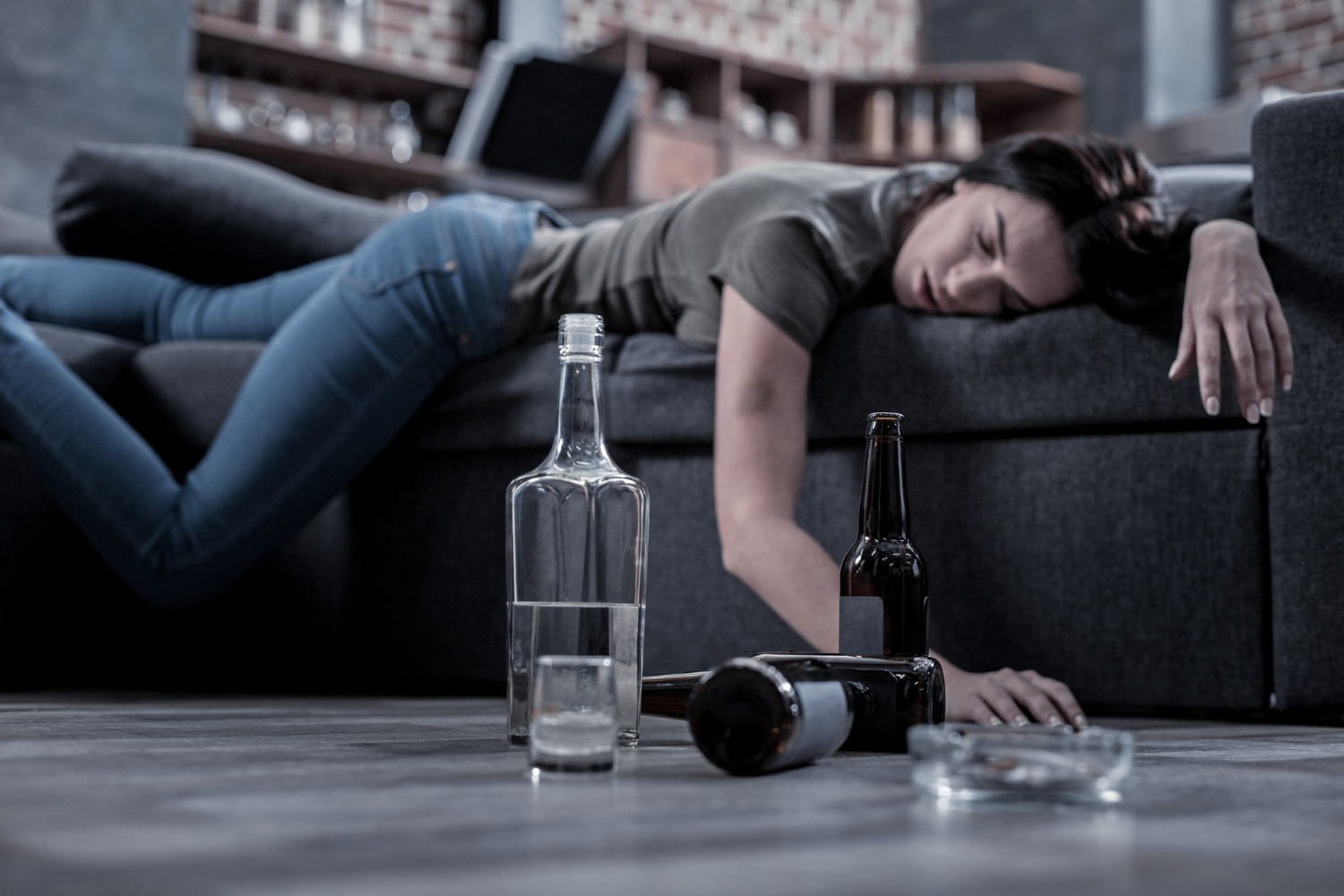 Pijak czy alkoholik? Czy jest między nimi jakaś różnica?